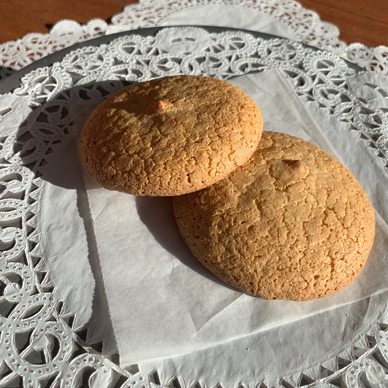 Almond Macaroons, large