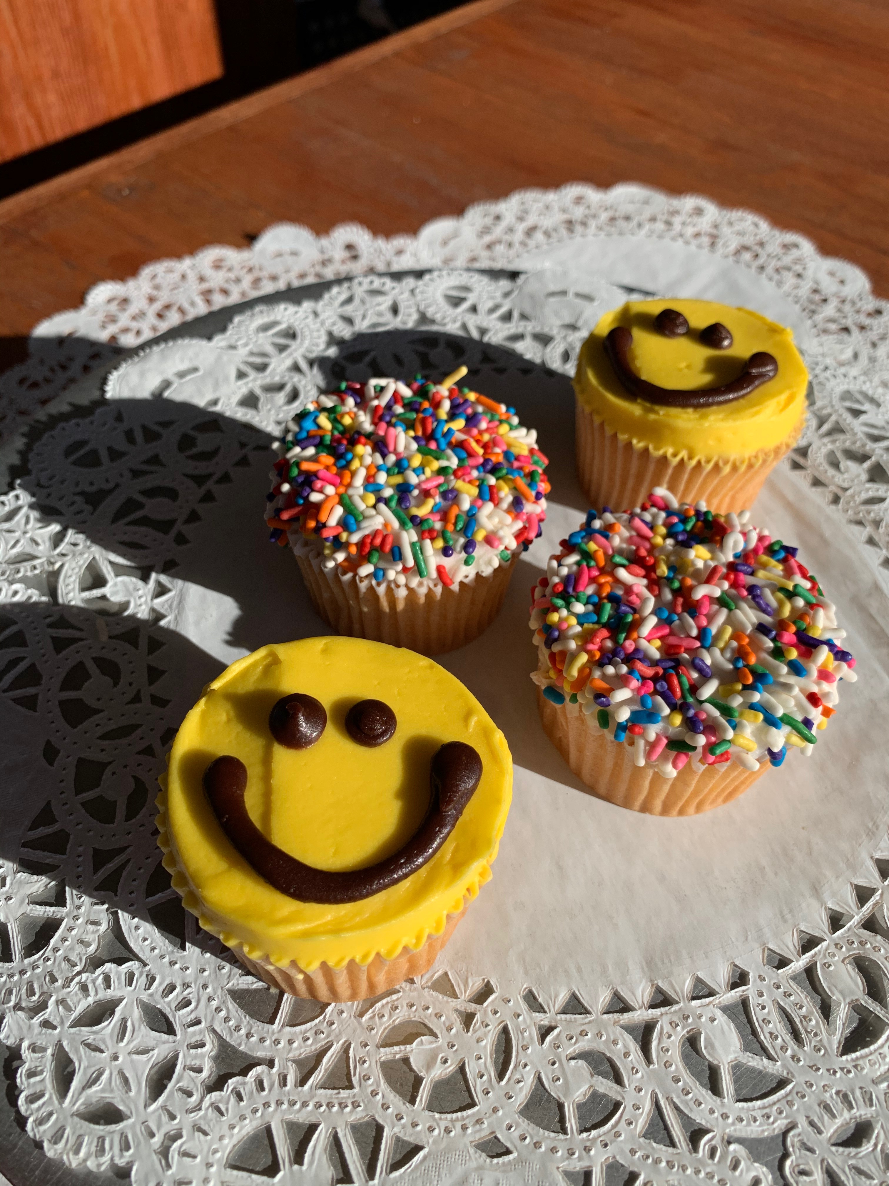 Smiley & Sprinkle Cupcakes